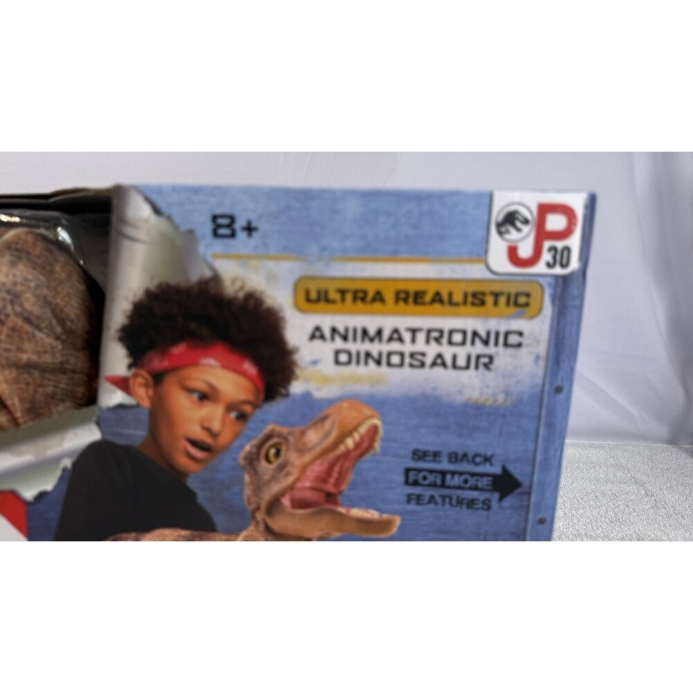 WOW! STUFF Jurassic Park Real FX Baby T.REX animatronic toy - Picture 2 of 6